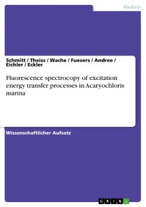 Fluorescence spectrocopy of excitation energy transfer processes in Acaryochloris marina