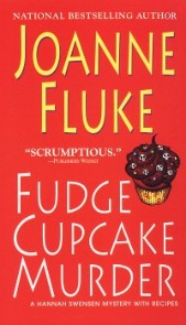 Fudge Cupcake Murder